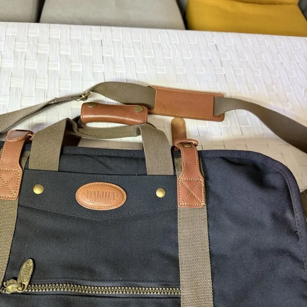 Tumi Dakota Weekender Carry On Bag Black Brown with Original Lock & Keys Travel